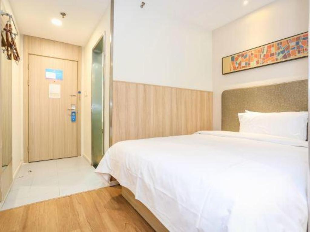 Hanting Hotel Chengdu Kuanzhai Alley Exterior photo